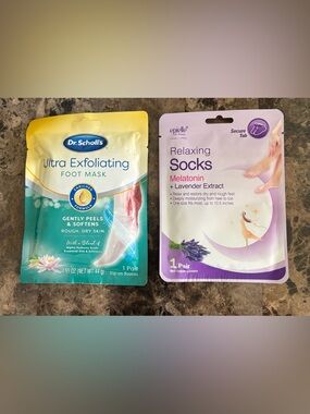 Dr Scholl’s/Epielle Footcare Bundle (1) Foot Mask (1) Relaxing Socks Feet New